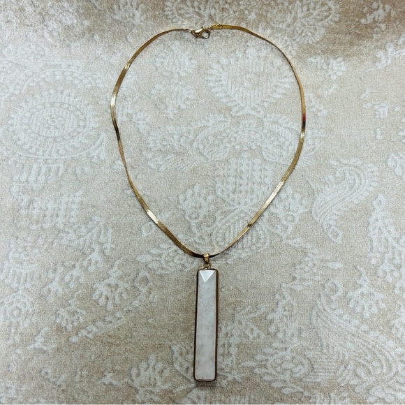 Vintage Herringbone Gold Tone Necklace White Quartz Stone Long Bar Pendant - Picture 9 of 16